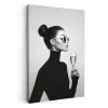 Vrouw - Champagne - Modern KitchenYeah - Keuken - Canvas klein -3d