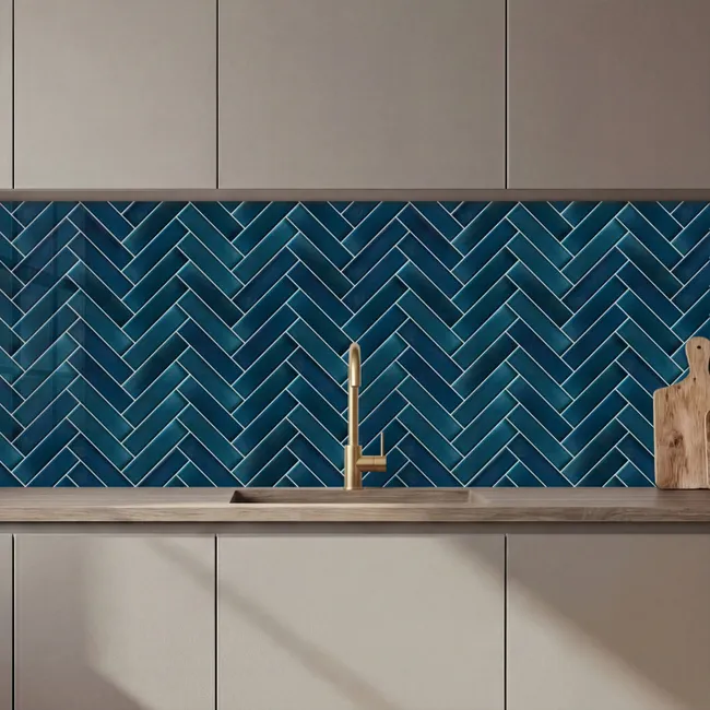 Küchenrückwand - Fischgrätenmuster - Kacheln - Tiefblau