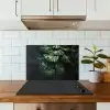 Plant - Monstera - Lichtinval keuken achterwand spatscherm klein -sfeer2
