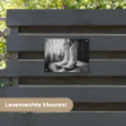 Wijn - Cowboylaarzen - Raamlicht - Wit tuinposter los doek klein -sfeer3