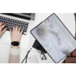 Duinen - Sneeuw - Strand - Winter - Serene laptophoes neopreen klein -bureau