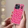Panterprint - Roze - Dierenprint - Minimalistisch Telefoonhoesje iPhone 17 Pro klein -sfeer3_NL