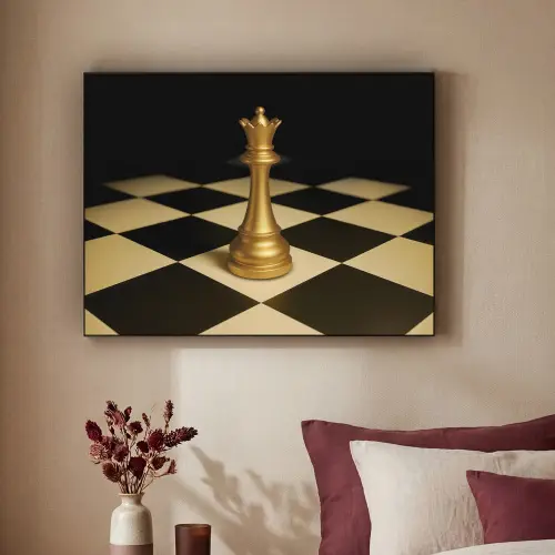 Koningin - Schaakstuk - Geblokt - Goud Textielframe - compleet frame klein -sfeer1