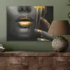 Vrouw - Zwart - Goud - Gezicht - Lippen PET vilt klein -sfeer2