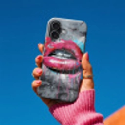 Lippen - Felroze - Graffiti - Verfstrepen Toughcase MagSafe Apple iPhone 17 klein -Sfeer1V