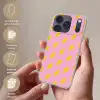 Bliksemschichten - Patroon - Geel - Roze Telefoonhoesje iPhone 17 Pro klein -sfeer3_NL