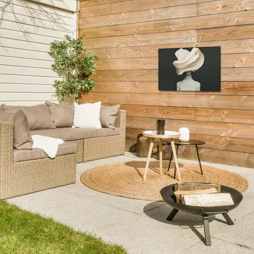 Vrouw - Beige - hoed Tuinposter op houten frame 2 cm dik klein -sfeer2