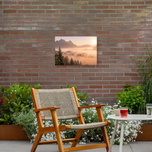 Zonlicht - Mist - Bergen - Bomen Tuinposter op houten frame 2 cm dik klein -sfeer3