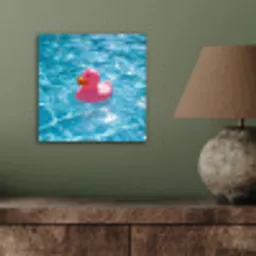 Badeend - Dobberend - Roze aluminium wit klein -sfeer2