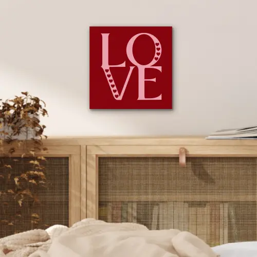 Love - Rood - Hatjes aluminium wit klein -sfeer3