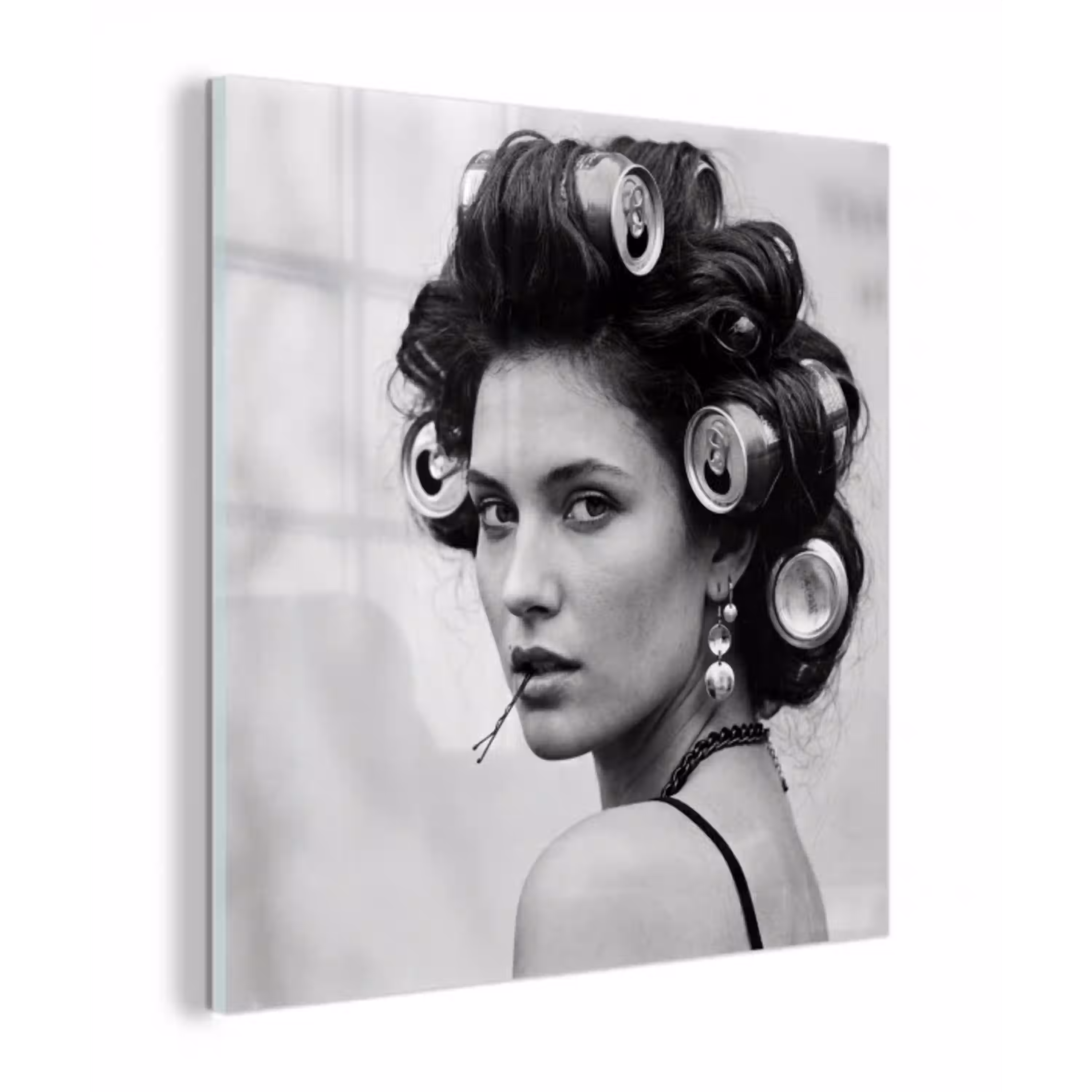Edgy - Vrouw - Zwart - Wit plexiglas 5mm klein -z3d