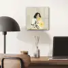 Vrouw - Bloem - Geel - Minimalistisch plexiglas 5mm klein -sfeer6