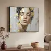 Sierlijk - Vrouw - Goud - Ogen Textielframe zwart klein -sfeer3