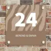Beige zebra - Klassiek Naambord Vierkant klein -sfeer2