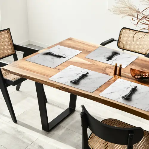 Schaakstuk - Koning - Zwart - Marmer Placemat vinyl groot -zzsfeer4_Kitchenyeah-website