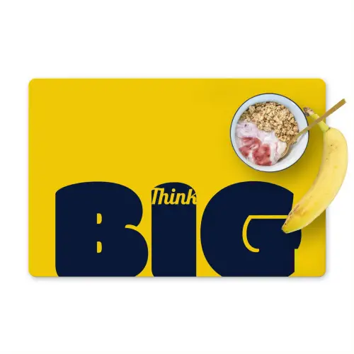 Geel - Think big - Grafisch Placemat vinyl groot -zzzproduct_Kitchenyeah-website