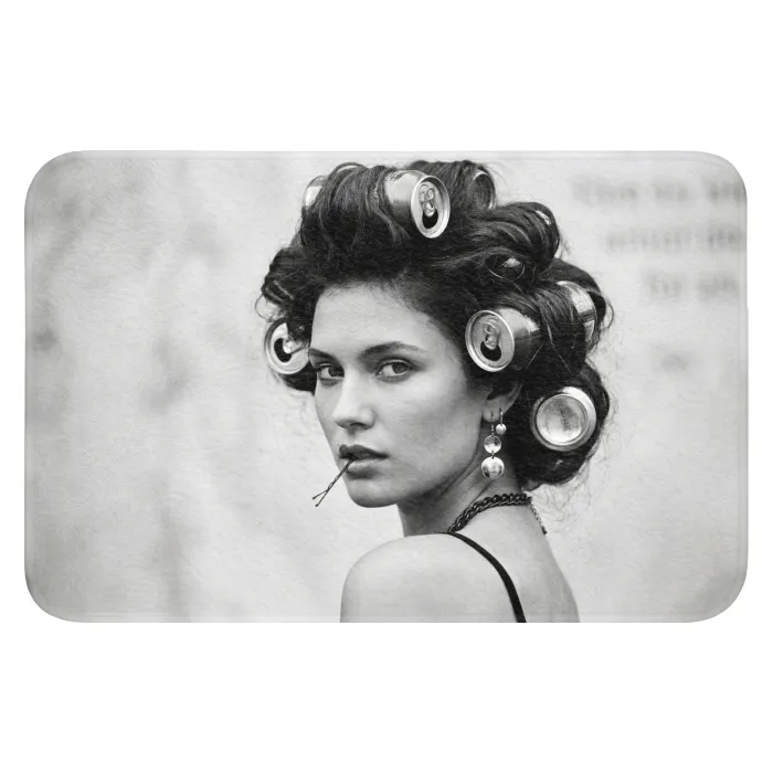 Edgy - Vrouw - Zwart - Wit WCmat klein -3d