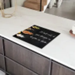 Ik gooi dingen in de pan en duim - Keuken - Quotes - Spreuken - Humor Inductie beschermer vinyl 3mm middel -sfeer8