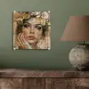 Vrouw - Bloemen  - Goud - Portret plexiglas 5mm klein -sfeer3