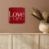 Love - Spiegeling - Rood plexiglas 5mm klein -sfeer5