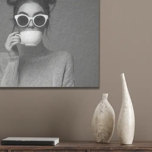 Vrouw - Koffie - Zwart - Wit PET vilt klein -sfeer6_closeup