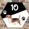Zwart wit - Huisdier - Beagle Naambord Hexagon klein -sfeer2