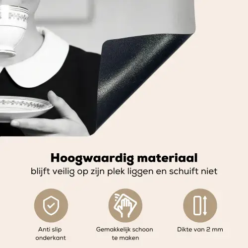 Portret - Thee - Vrouw Inductie beschemer met haakjes klein -ky-onderkant-nl