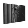 Wijnfles - Glas - Handen - Raam Tuinposter op houten frame 2 cm dik klein -3d
