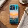 Zee - Zeilboot - Zonsondergang Telefoonhoesje iPhone 17 Pro klein -sfeer1