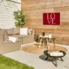 Love - Rood - Hatjes Tuinposter op houten frame 2 cm dik klein -sfeer2