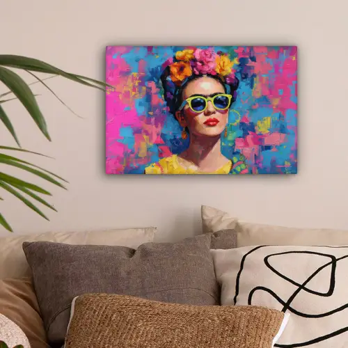 Vrolijk portret - Vrouw - Bloemenkroon canvas 2cm klein -sfeer1