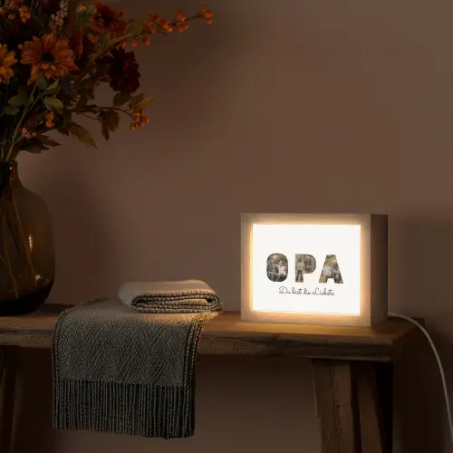 upload-69d8e362b023c-opa-duits Light Box met kabel (Tafellamp) klein -sfeer4