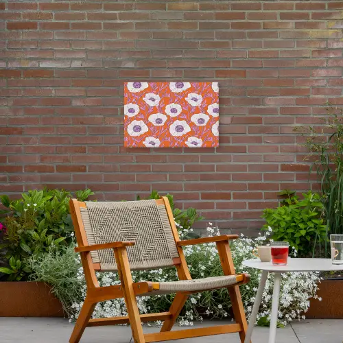 Bloemen - Grafisch - Oranje Tuinposter op houten frame 2 cm dik klein 845 -sfeer3