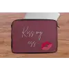 Kiss my ass - Lip - Bordeaux laptophoes neopreen klein -tafel