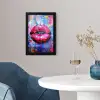 Graffiti - Lippen - Felroze - Geschilderd fotolijst zwart zonder passe partout klein -sfeer4