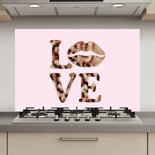 Tekst - Love - Pantervacht - Lichtroze keuken achterwand spatscherm klein -3d_website