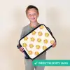 Lachende zonnetjes als patroon op beige achtergrond Kinderkoffer - Zwart klein -sfeer4_NL