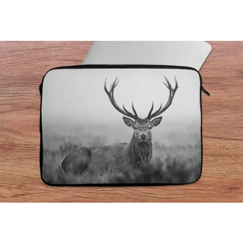 Hert - Mistig - Zwart - Wit laptophoes neopreen klein -tafel