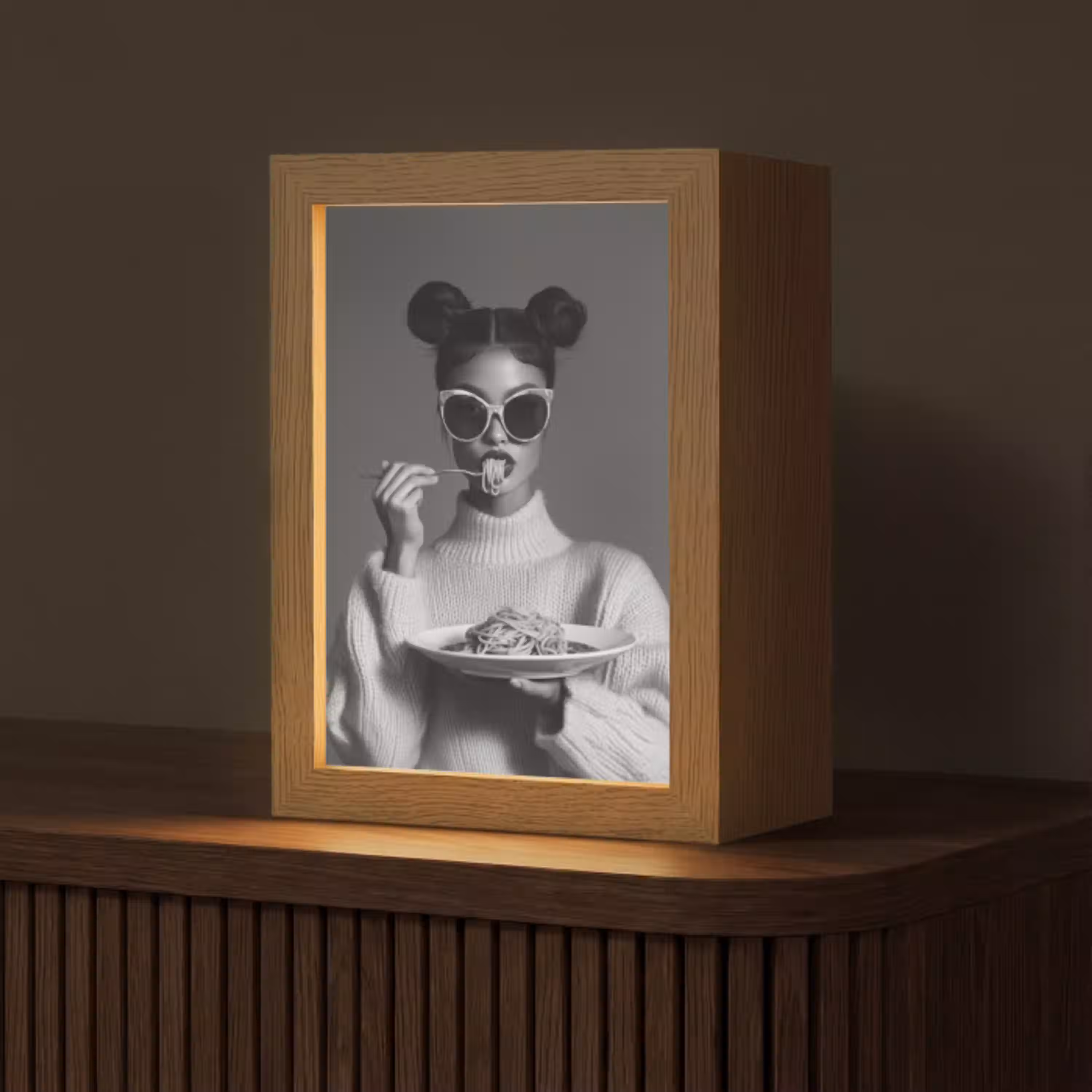 Vrouw - Pasta - Zonnebril Light Box met kabel (Tafellamp) klein -z3d_website