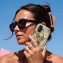 Vrouw - Bloemen - Zonnebril - Wit Toughcase MagSafe Apple iPhone 17 klein -Sfeer2V