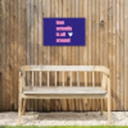 Tekst - Valentijn - Love - Blauw Tuinposter op houten frame 2 cm dik klein -sfeer4