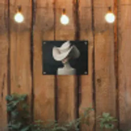 Vrouw - Golvende - Hoed tuinposter los doek klein -sfeer1