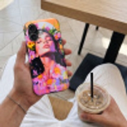 Portret - Bloemenkroon - Vrouw Toughcase MagSafe Apple iPhone 17 klein -Sfeer1M