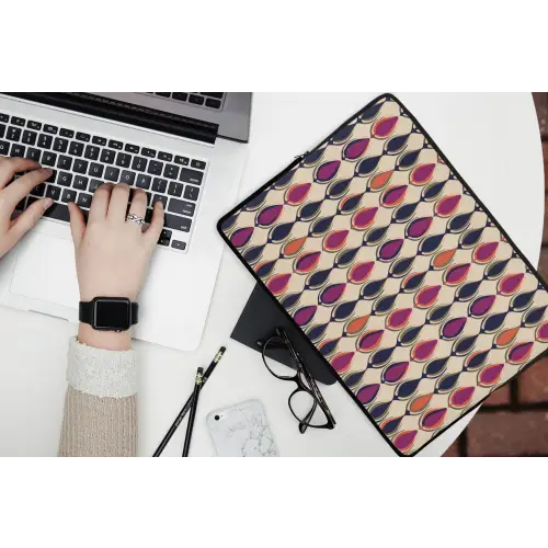Vintage - Retro - Kleurrijk laptophoes neopreen klein 279 -bureau