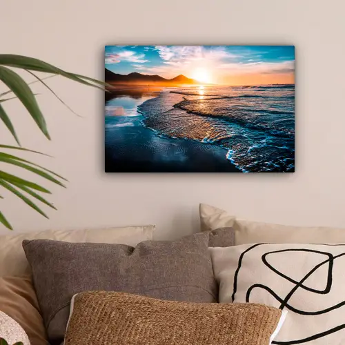 Zonsondergang - Zee - Berg - Horizon - Landschap - Blauw canvas 2cm klein -sfeer1
