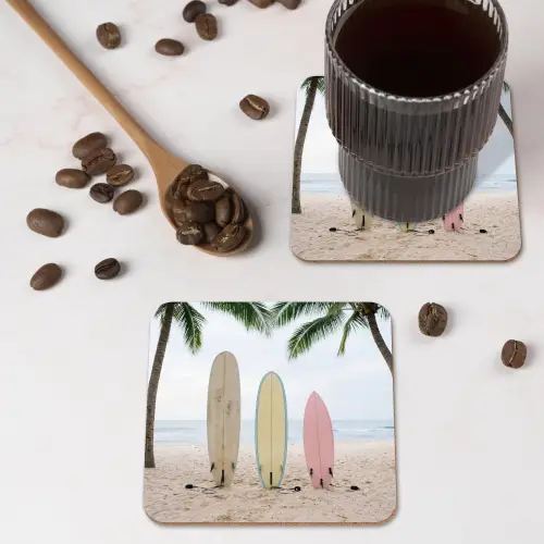 Surfboard - Palmbomen - Kleurrijk onderzetter kurk middel -sfeer2