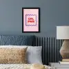 Grl pwr - Roze - Kader fotolijst zwart zonder passe partout klein -sfeer3