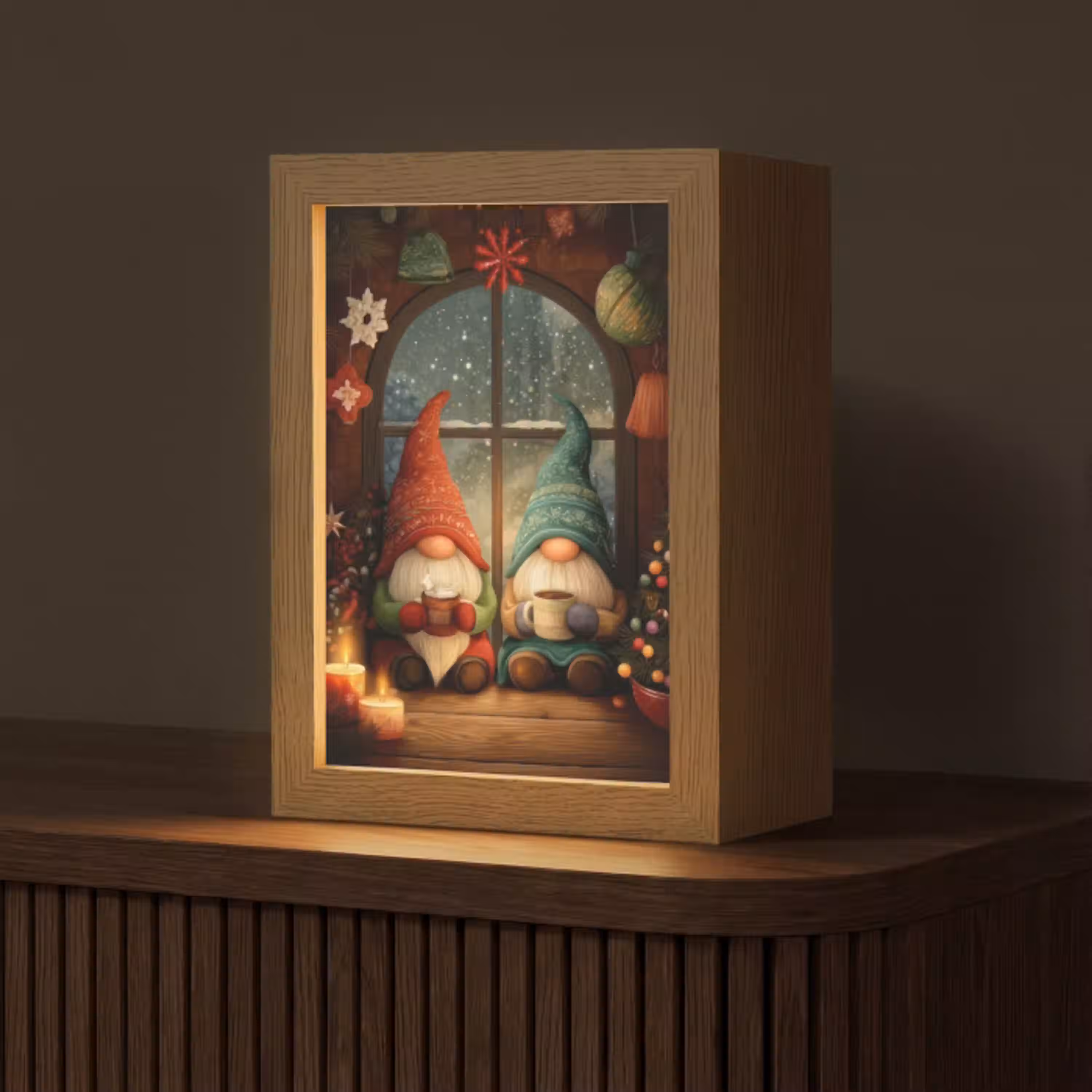Gnooms - Kerst - Raam - Kleurrijk Light Box met kabel (Tafellamp) klein -z3d_website