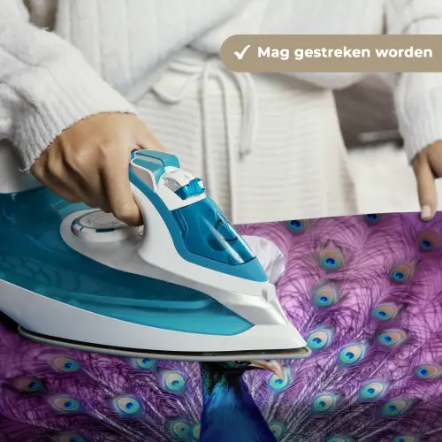 Pauw - Koksmuts - Cool - Paars Wandkleed katoen klein -sfeer9