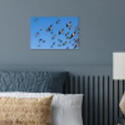 Zwaluwen - Vliegen - Blauw poster papier klein -sfeer2